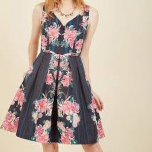 Ineffable Elegance A-Line Dress By ModCloth🦋👗